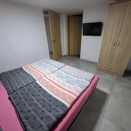 Anita * Σόπρον