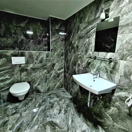 Anita Apartment