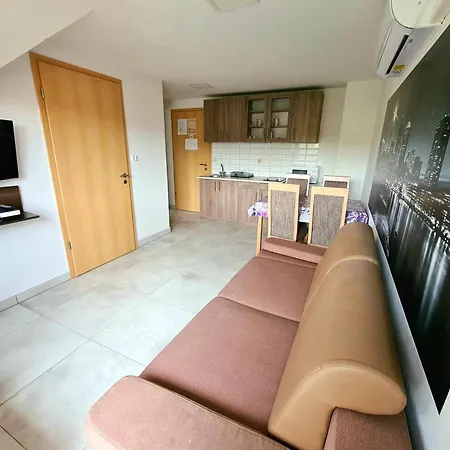 Διαμέρισμα Anita *